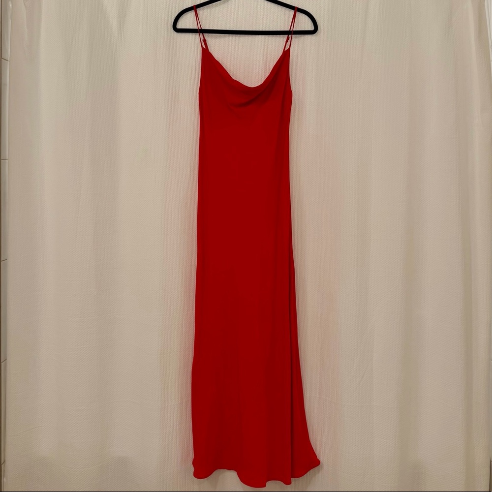 Red cowl neck dress - Picture 5 of 6